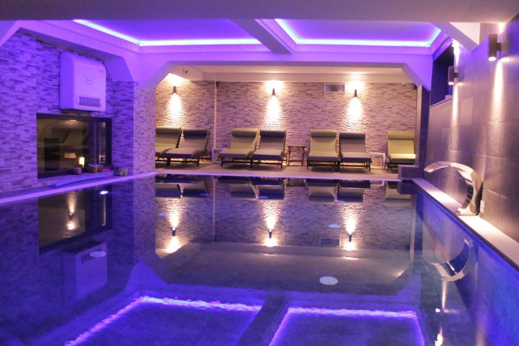 פרישטינה Hotel Pinocchio מראה חיצוני תמונה