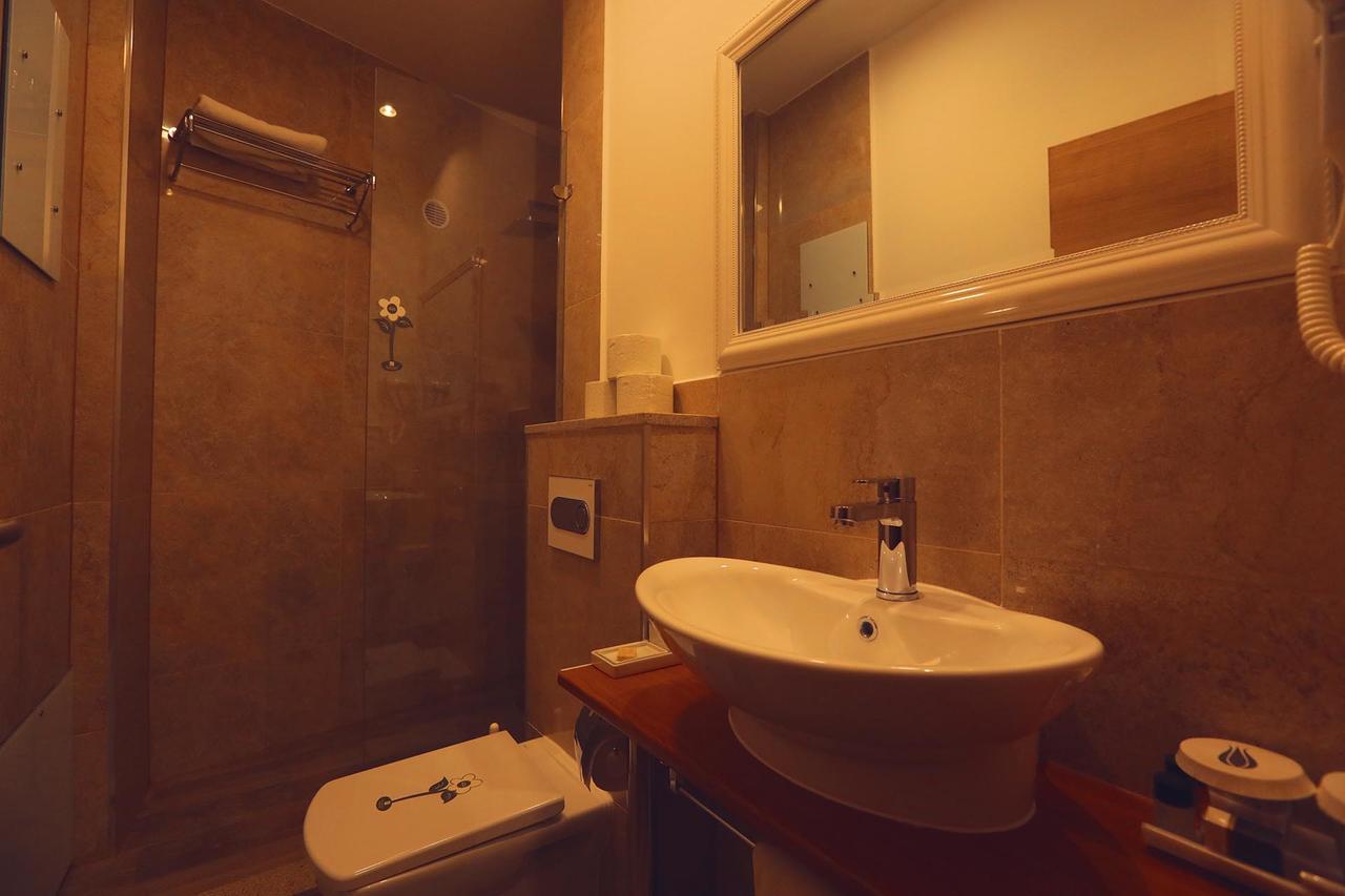 פרישטינה Hotel Pinocchio מראה חיצוני תמונה
